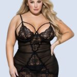EMBER Curvy Black Lace Chemise